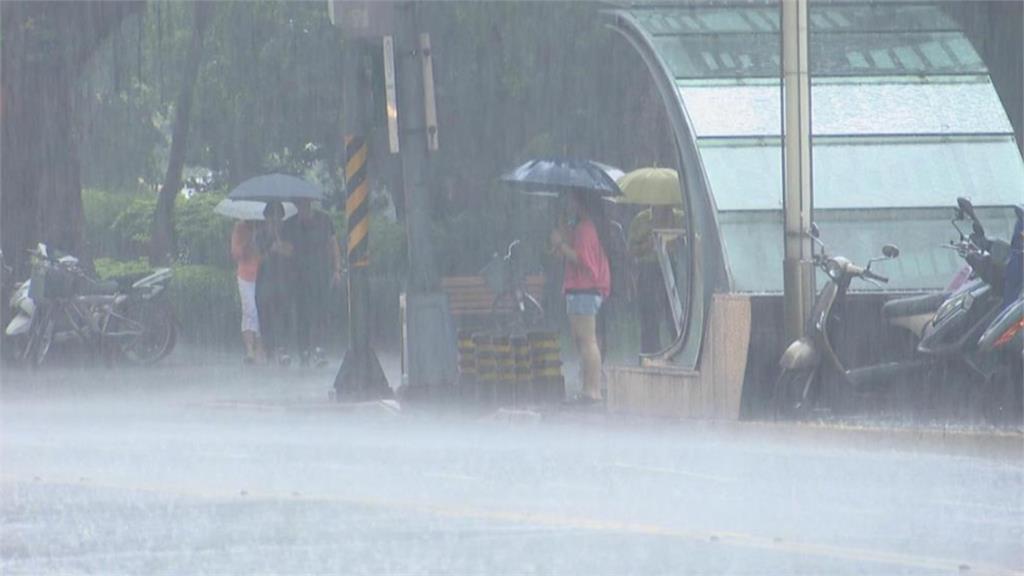 全台溼答答！鋒面來襲「小心雷雨」1圖秒懂1週天氣　林嘉愷：這天起回溫