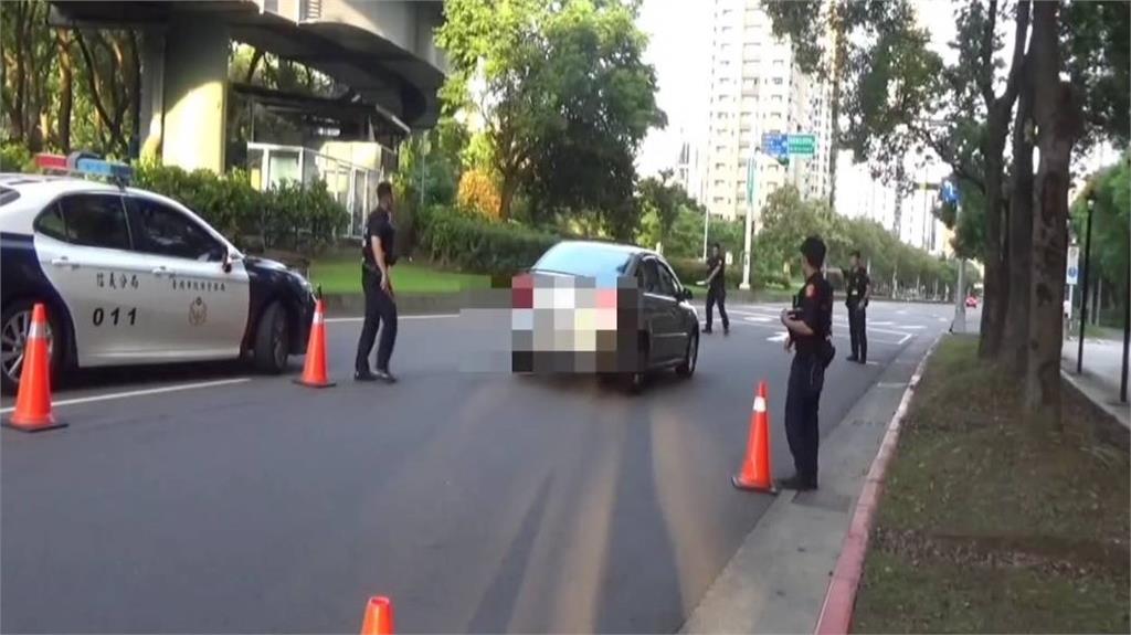 快新聞／清晨北市信義區驚傳槍響！　男駕車撞員警「遭轟2槍還擊」仍逃逸
