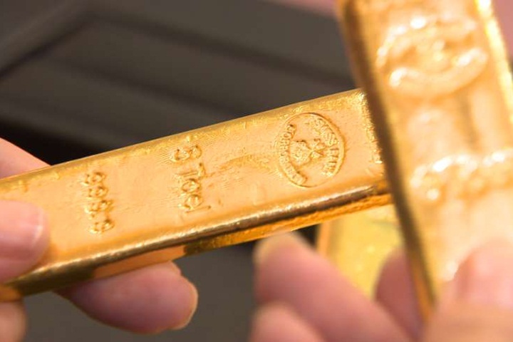 國際金價大漲  黃金期貨創6年最長漲期