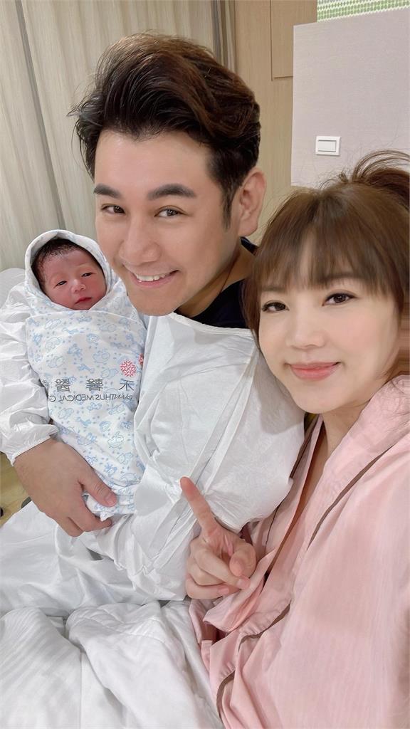 恭喜！陳熙鋒5月28日喜獲麟兒「龍龍」樂喊「我要發了」