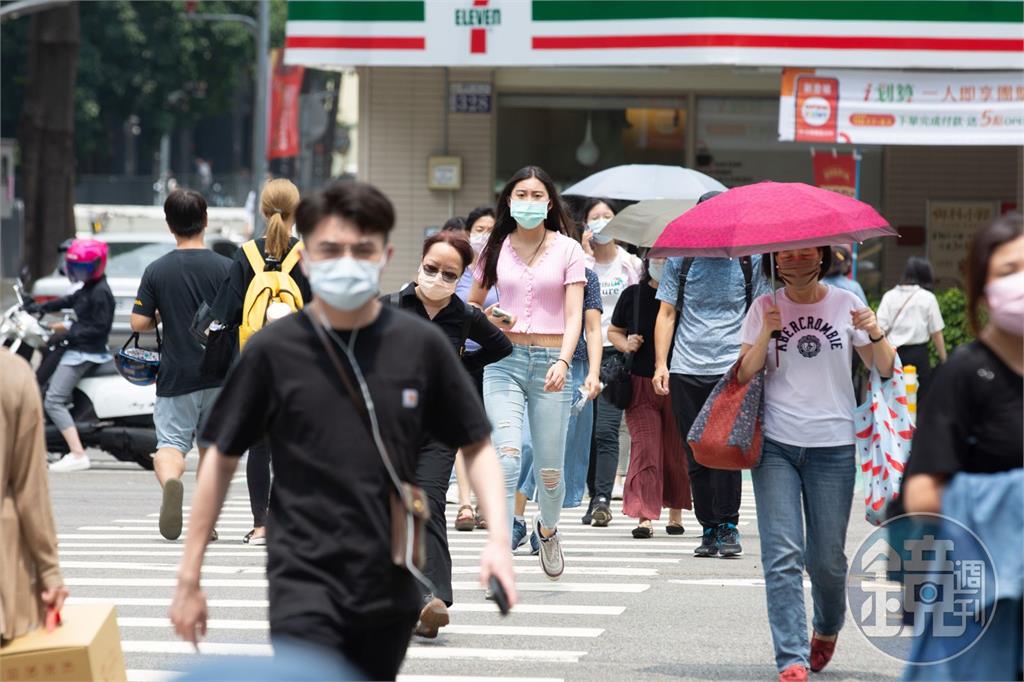 7縣市高溫警示「防極端高溫」　梅雨季第3波這天到炸雷雨