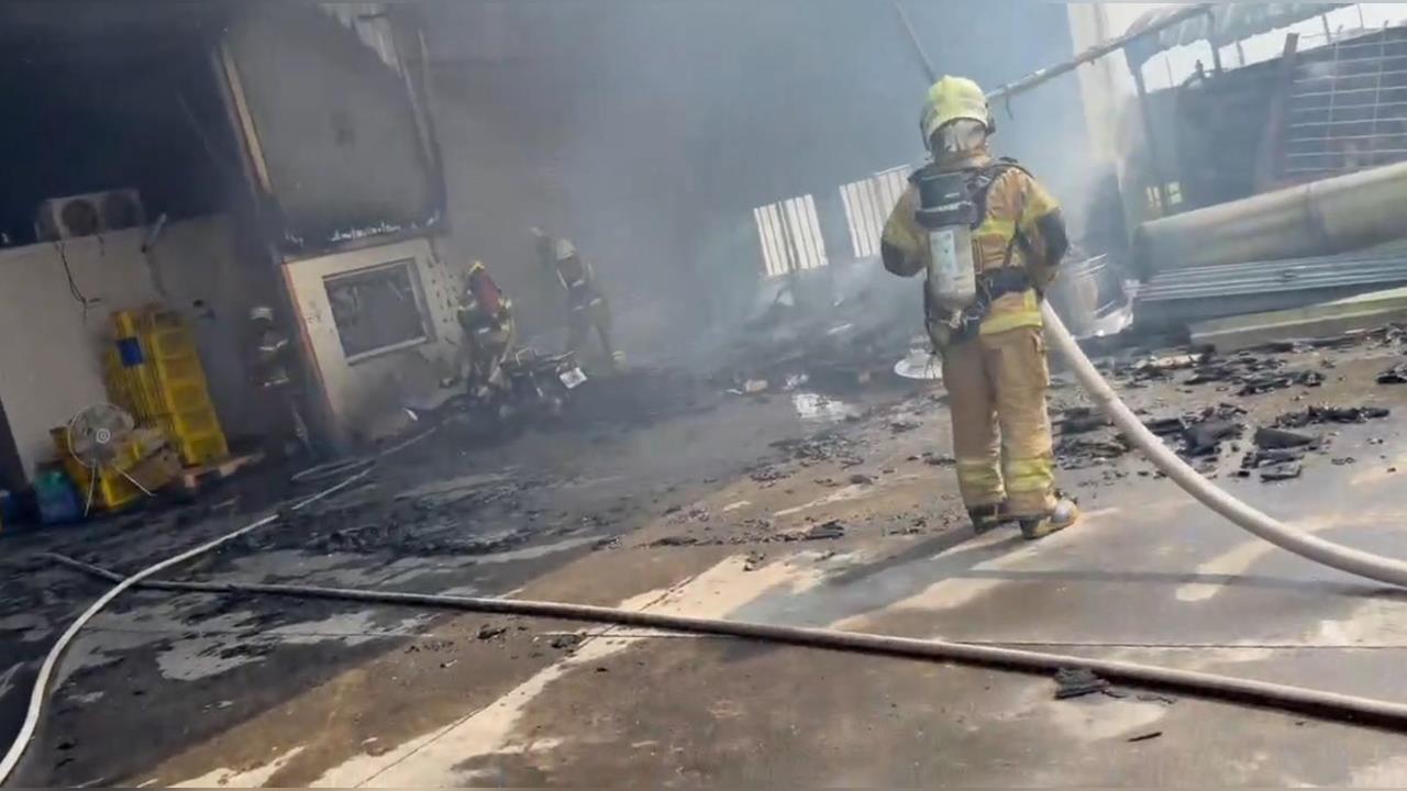 快新聞/台南後壁碾米廠火警!1人受困消防急忙搶救 最新情況曝光