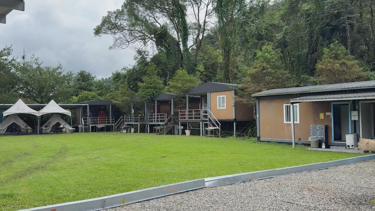 南投集集露營區民宿　1晚4千元住到「發霉房」螞蟻爬上床