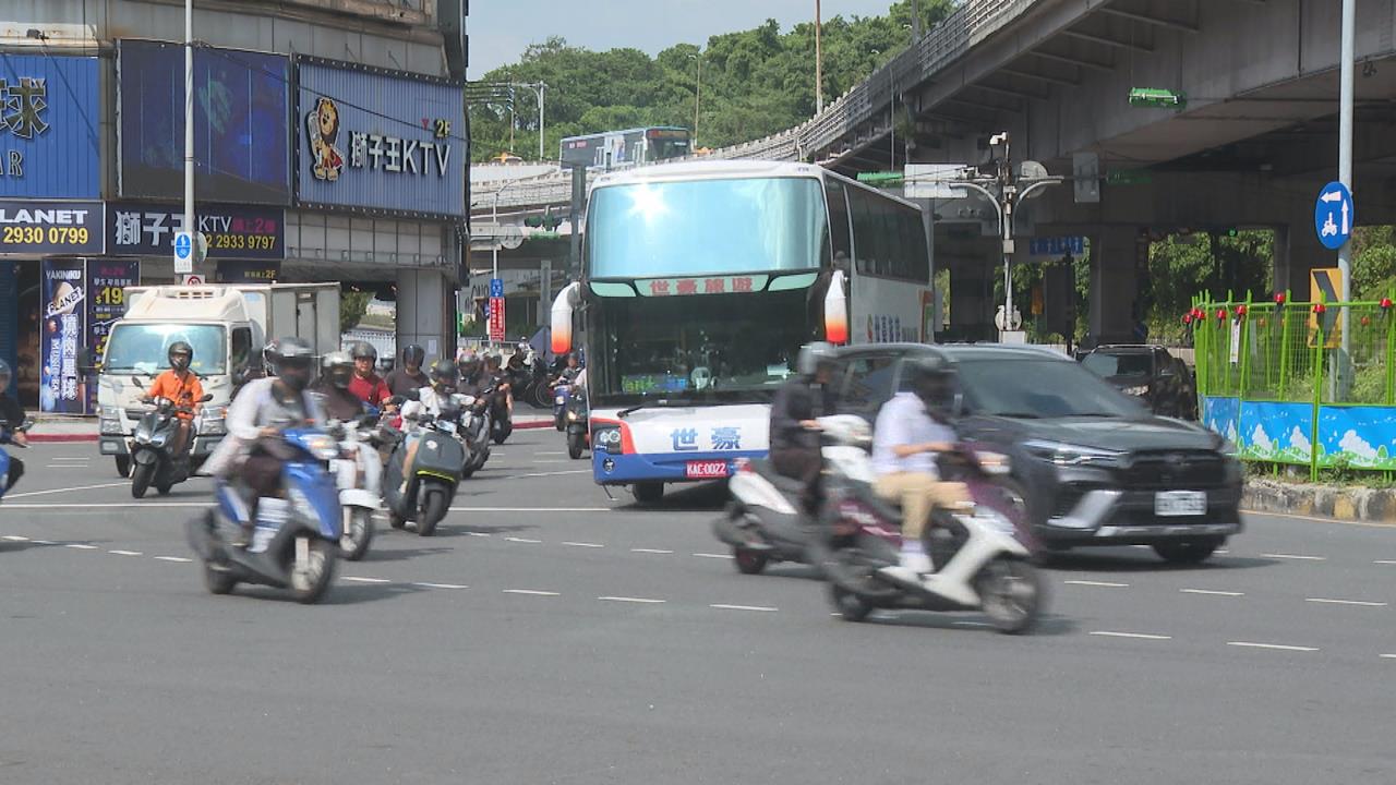 向前行(影)/拆公館圓環「蔣不聽」!苗博雅:李四川是否在著急什麼?