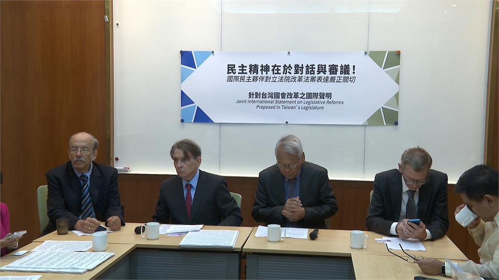 28位學者連署聲明憂國會擴權亂象　前AIT處長司徒文、楊甦棣都簽名