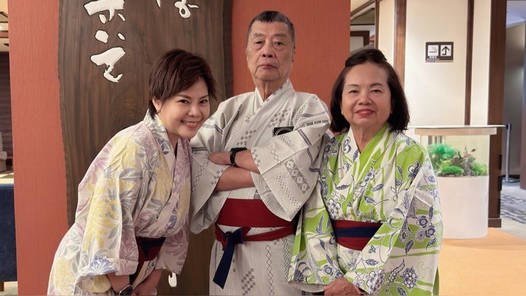 錦雯騙父母出國稱「廠商贊助」！認了「隱瞞實情」親揭鼻酸心事