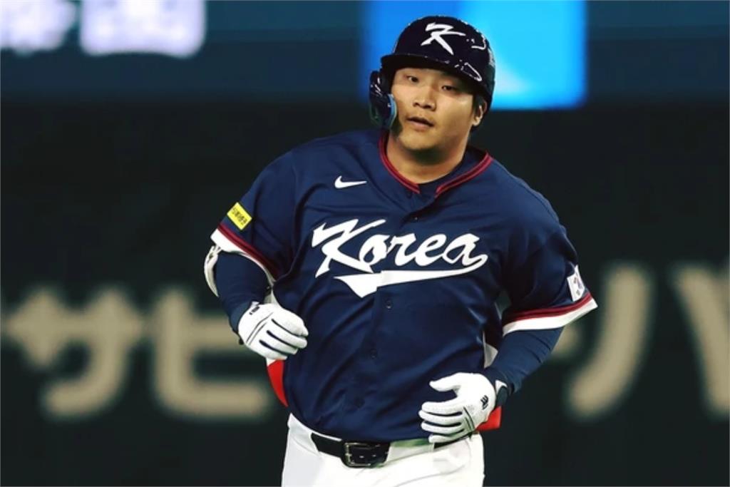 【WBC】文保景「站著被三振」掀控分爭議　台灣球迷IG怒譙：真難看！