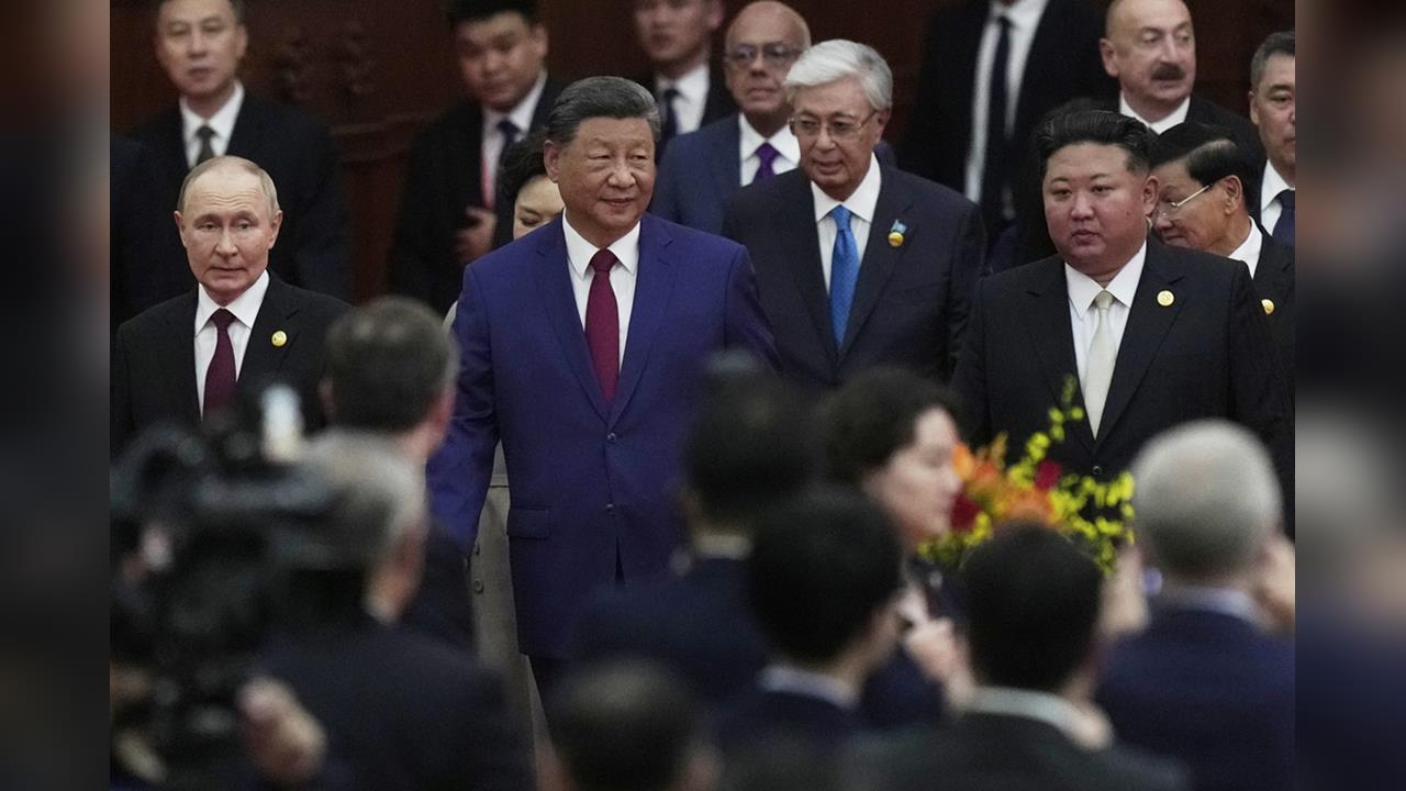 快新聞／習近平、普丁、金正恩首度同框　川普大酸「合謀對抗美國」