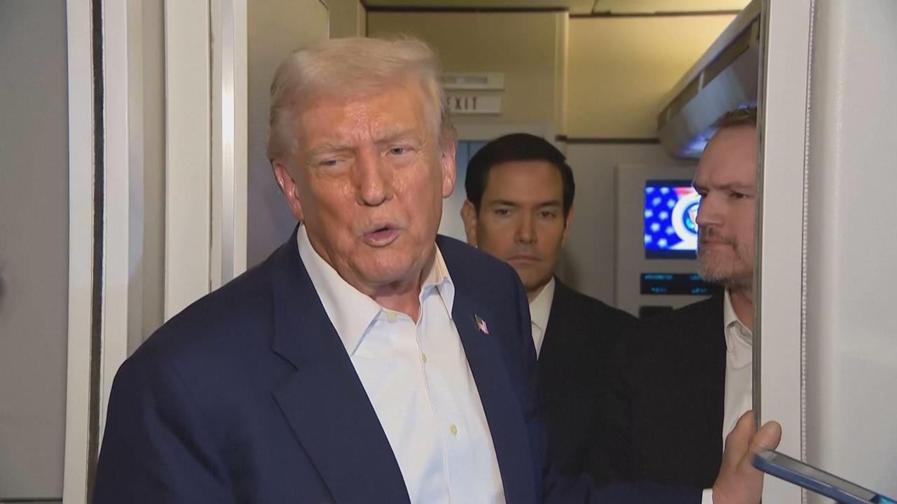 出席南韓APEC峰會 川普抵南韓慶州 中午見黃仁勳、下午「川李會」