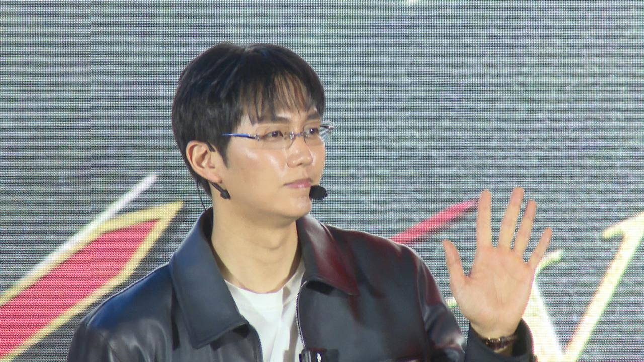 這太斜槓了!成韓星第一人 2AM瑟雍化身科技講師