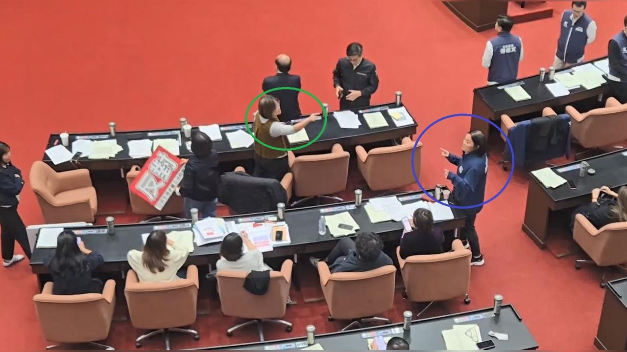 快新聞/要撤案嗎?助理費除罪化修法掀戰火 陳玉珍遭陳培瑜、鍾佳濱夾擊