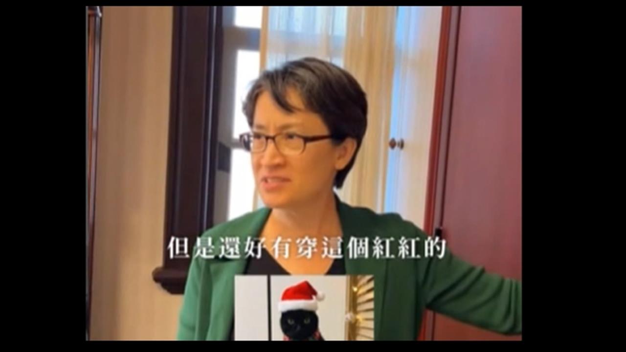 蕭美琴、蔡英文耶誕小驚喜　國防部：全程監控耶誕老人