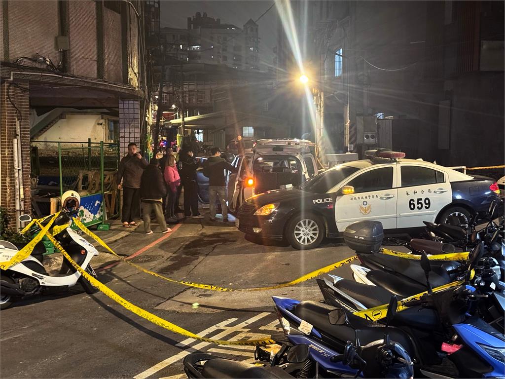快新聞／因50萬債務談判爆衝突「還拿槍、棍大亂鬥」　刑警用餐見狀通報逮11人