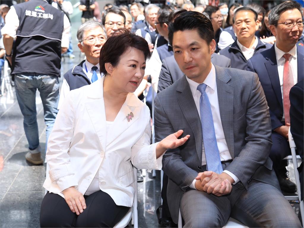 快新聞／中捷藍線今簽約！盧、蔣互稱姊弟好感情　被問是否選黨魁這樣說