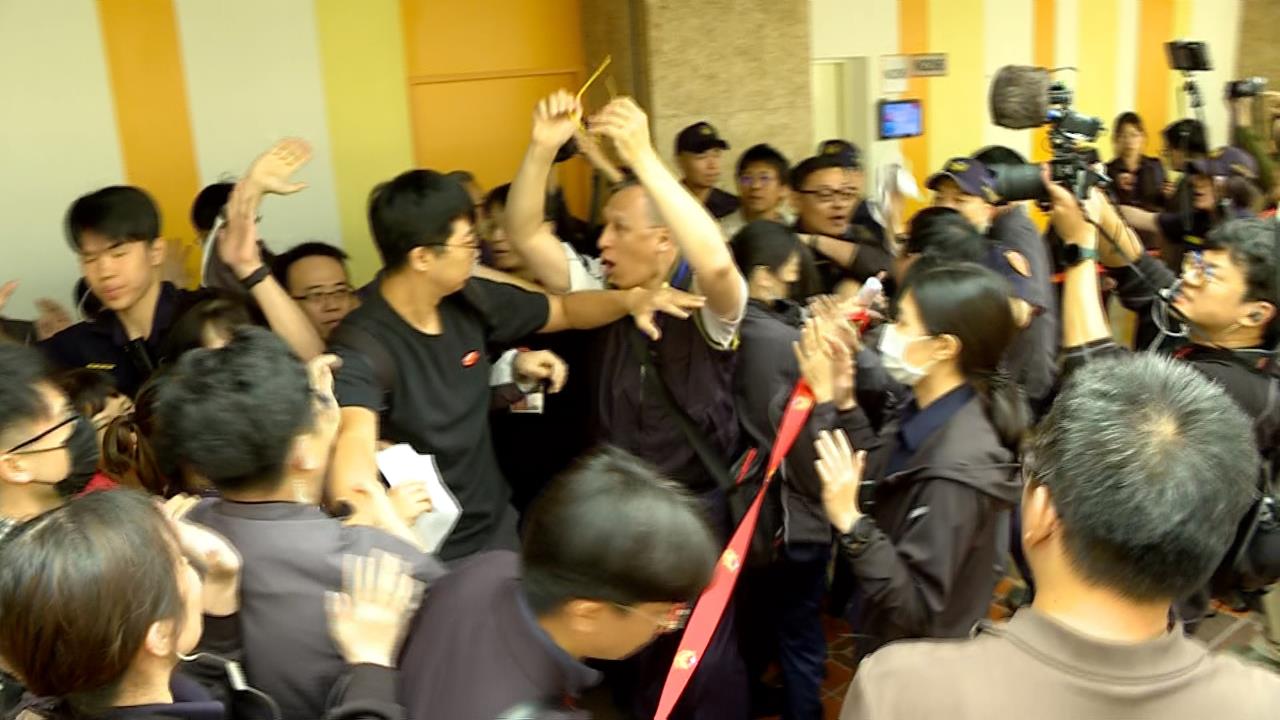 社子島開發案會議又衝突！　自救會痛批蔣萬安鴨霸獨裁