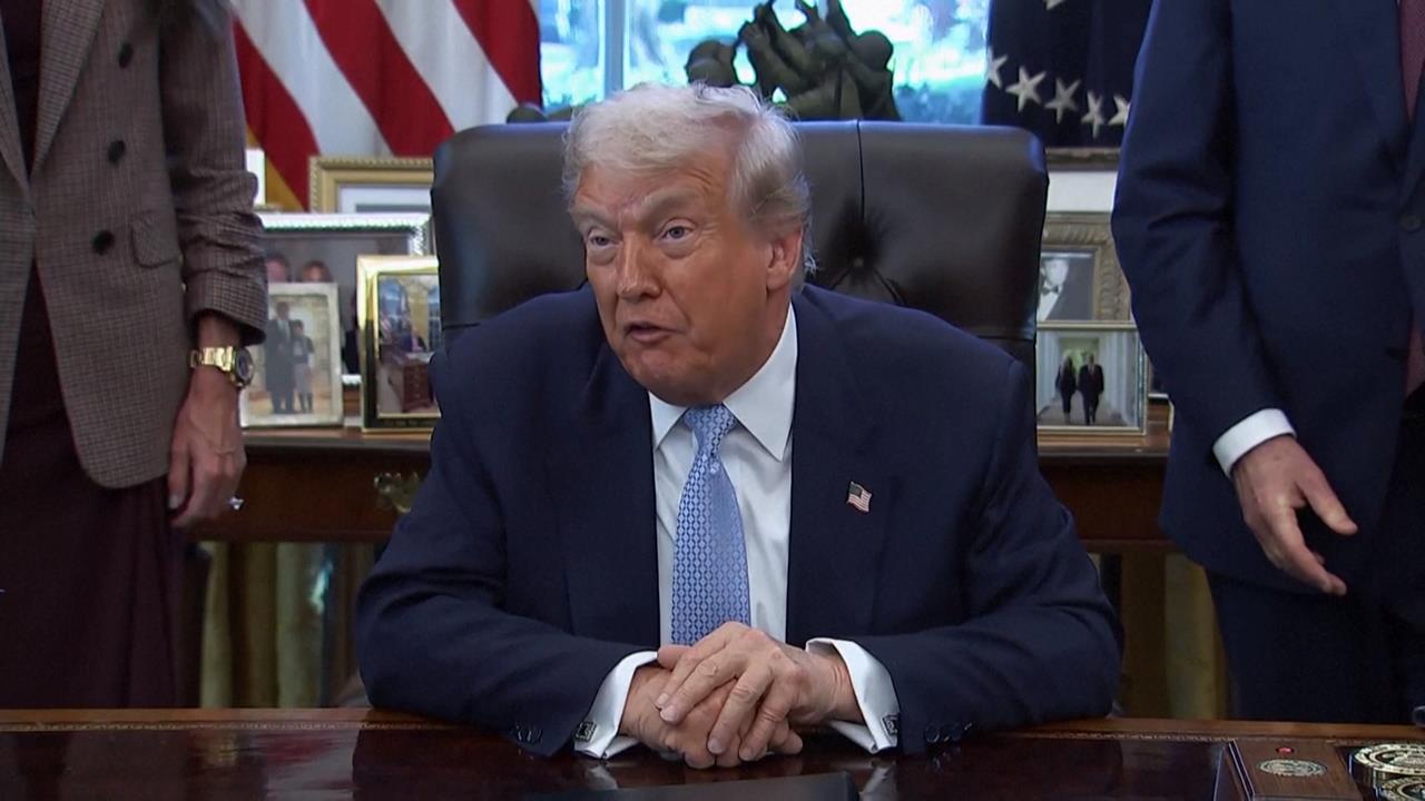 川普態度髮夾彎！　籲共和黨支持公開艾普斯坦文件