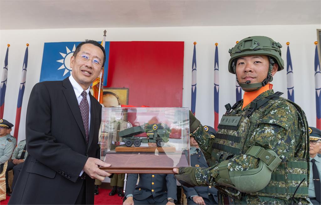 海馬士飛彈連成軍　顧立雄：強化國軍精準打擊能力