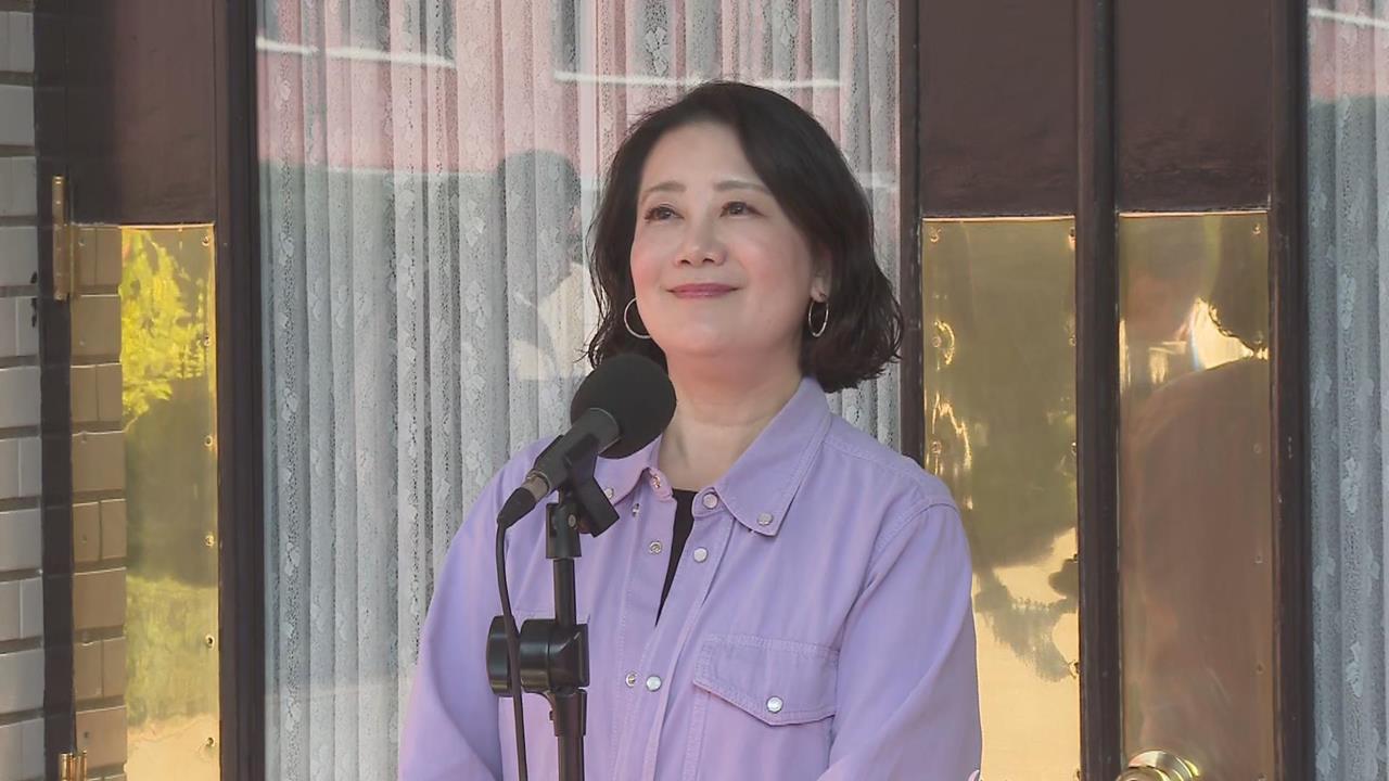 快新聞/立委就任前必填「國籍」文件 吳思瑤轟:韓國瑜有給李貞秀嗎?