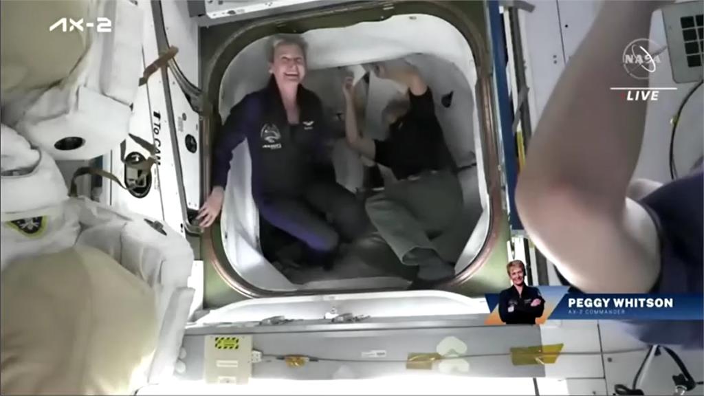 SpaceX「自由號」太空船　抵國際太空站成功對接