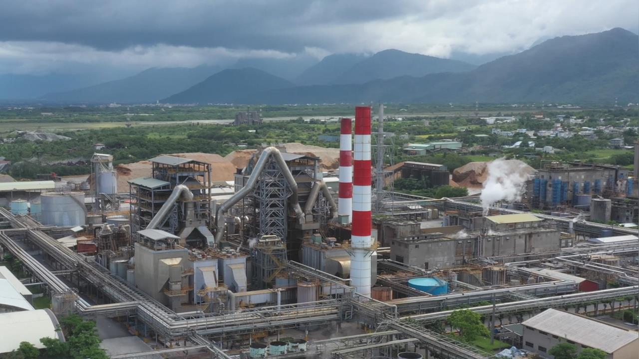 每張紙都是「固碳英雄」?百年企業變氣候科技產業!永豐餘董座曝「四招關鍵」..