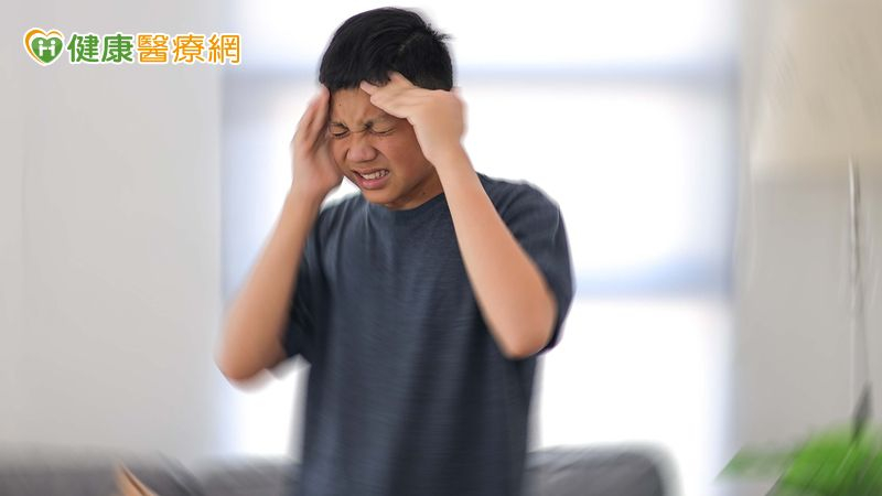 演唱會突發癲癇竟是罕病　醫揭「MOGAD」警訊：視線異常、抽搐別輕忽