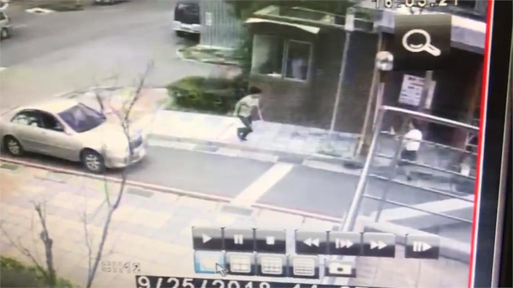 男開車砍完友人誤闖社區 總幹事制止也遭砍
