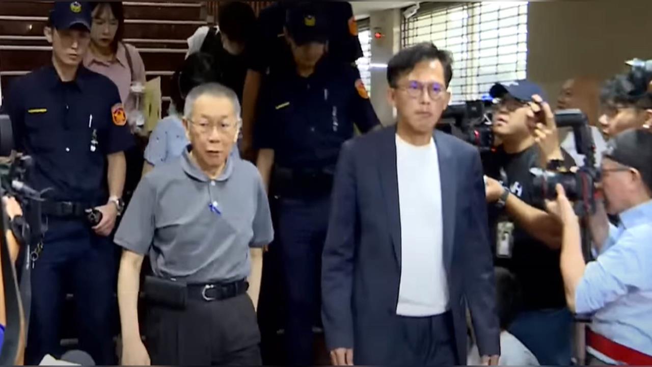 向前行(影)／ 黃國昌、陳佩琪表情反差大？吳崑玉揭因：「他」把柯當提款機！