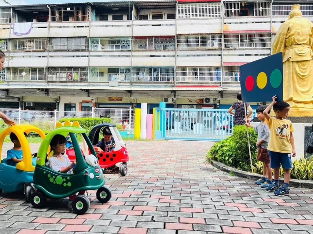 交通安全融入幼兒園課程　結合遊戲學習辨識危險