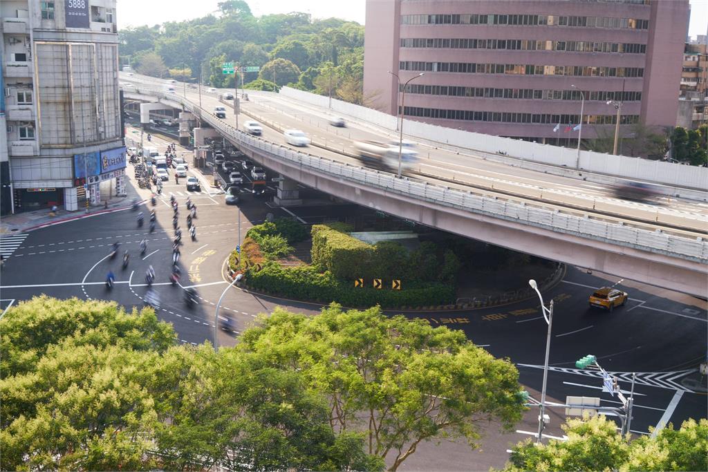 「北市肇事熱點」公館圓環將拆除！仍禁行機車…Cheap批：有沒有交通專業？