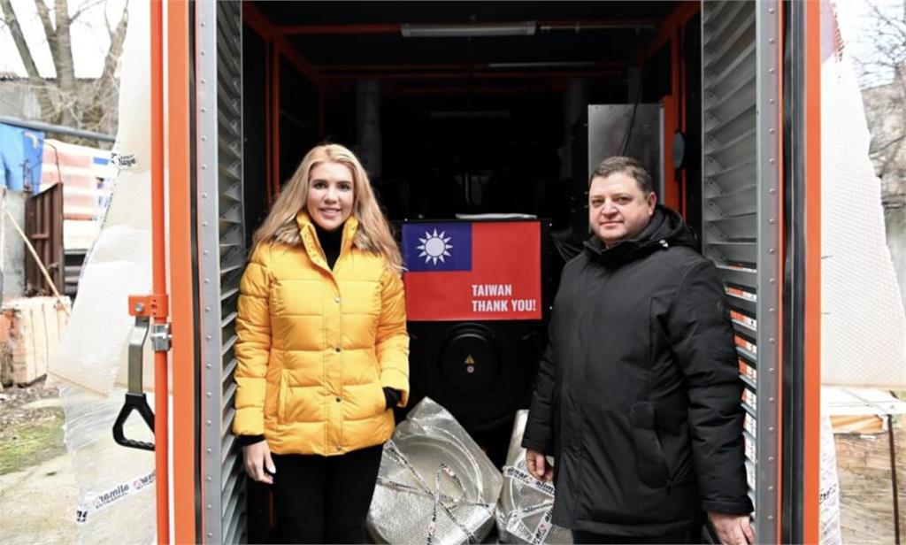 快新聞／台灣送暖不只發電機　再援95噸禦寒物資送抵烏克蘭