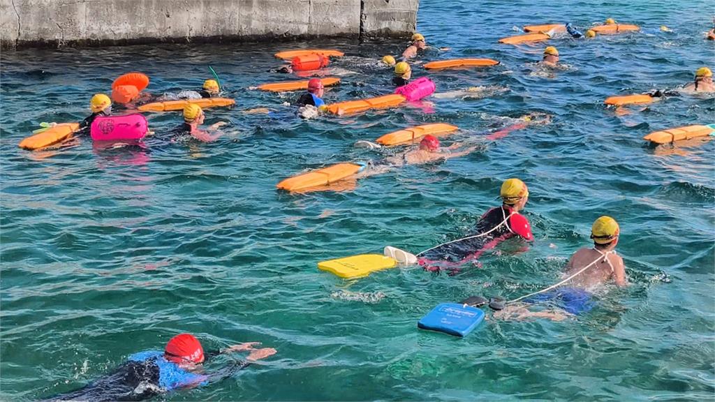 綠島海上長泳登場! 天氣差"燕魚保育區"與魚共游取消