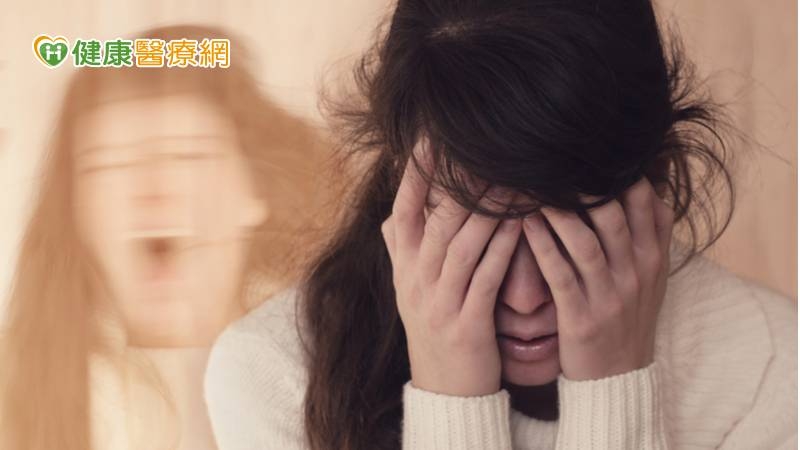 如何減緩恐慌症發作頻率？醫提「2招」降不適
