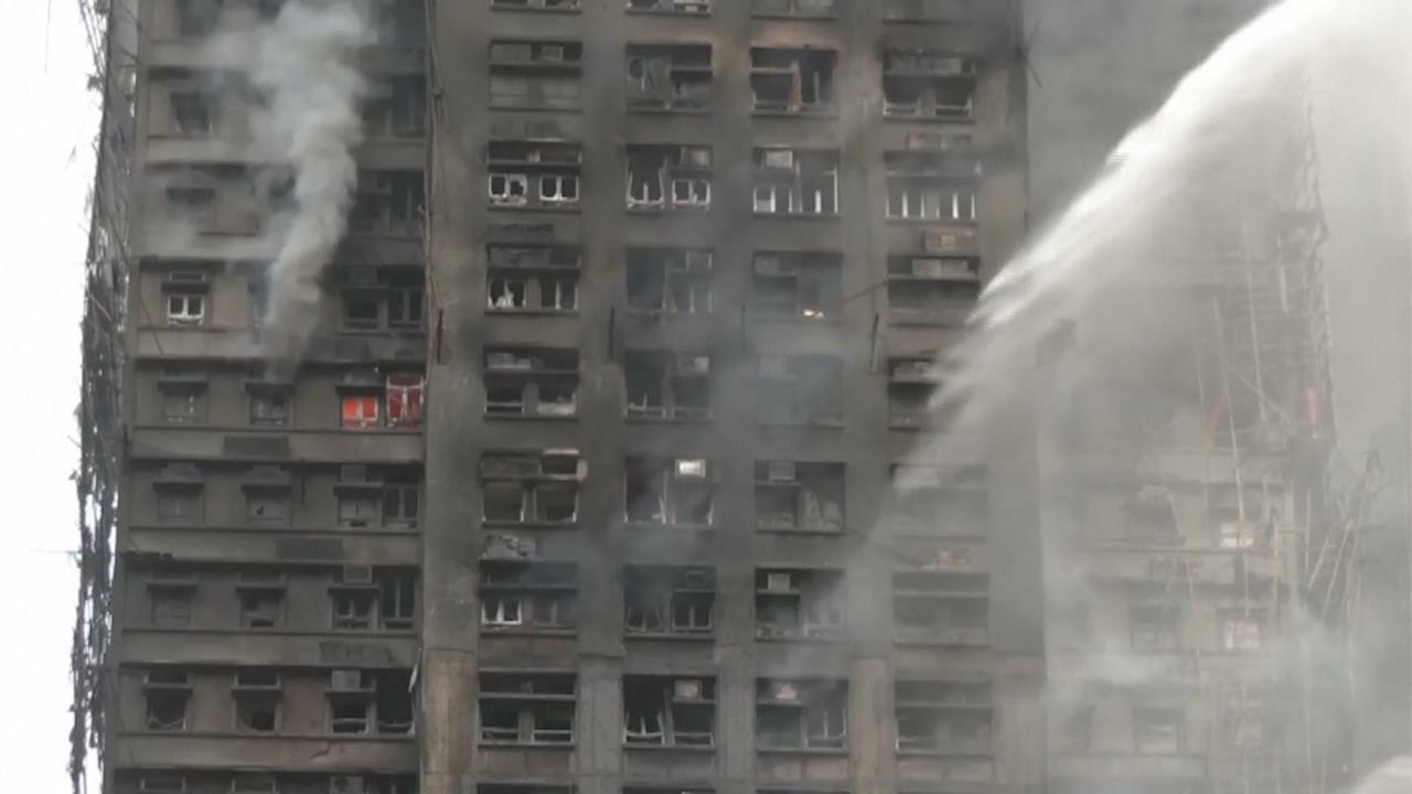 港府認「棚網不符防火標準」 宏福苑151死今頭七