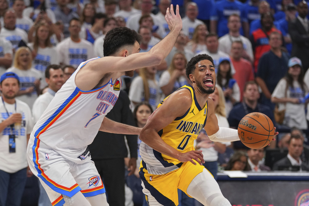 NBA(影)／慘了！哈利伯頓「右小腿拉傷」將照MRI　溜馬拚隊史首冠大利空