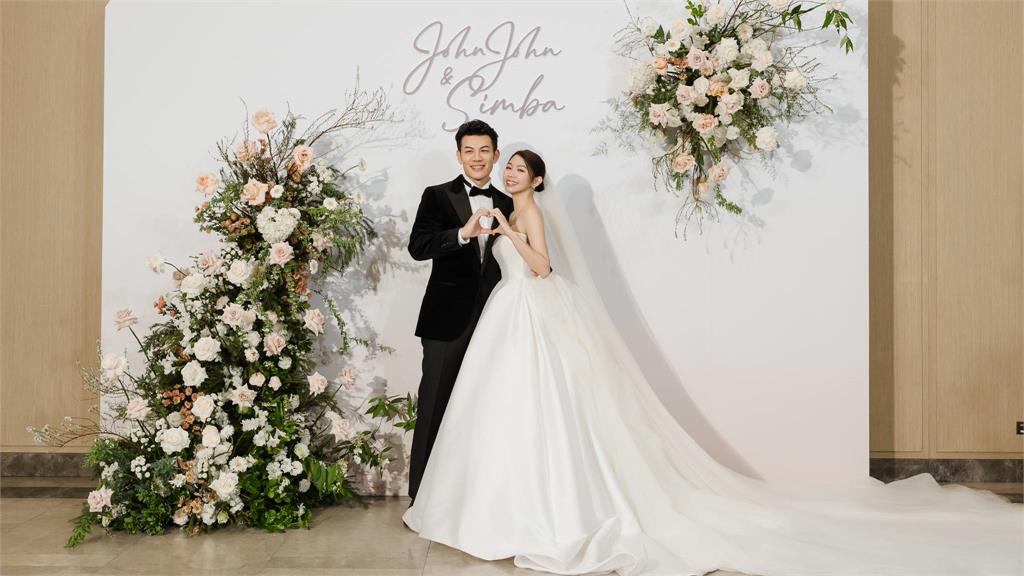 陳志強霸氣吻曾智希喊「我是絕不會離婚的」！賣三張台積電當她的「護國神山」