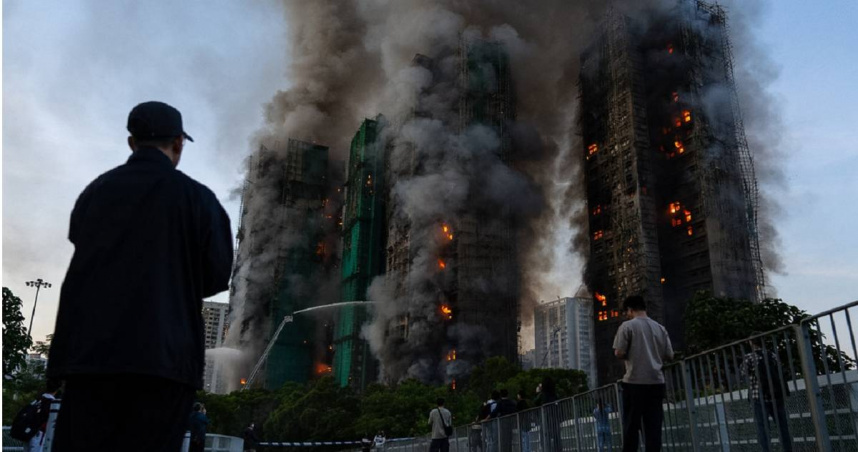 香港惡火已釀44死279失蹤!專家:外牆棚網疑未阻燃 「煙囪效應」助長火勢