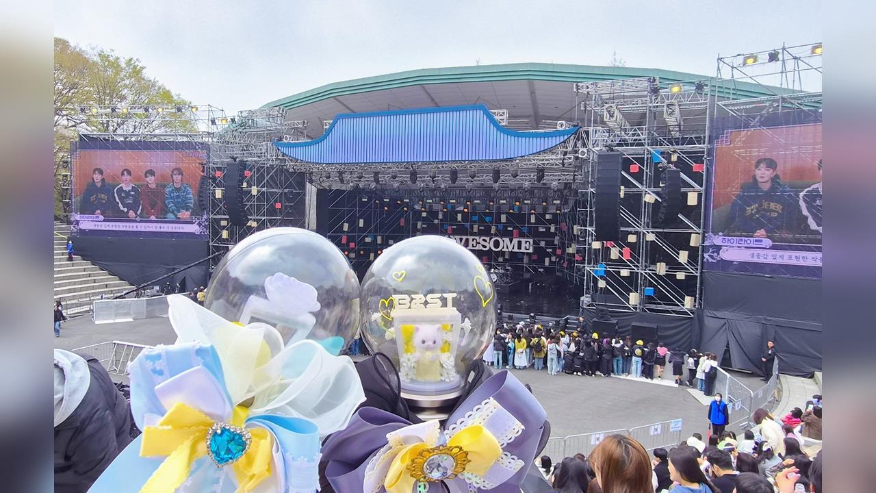 快新聞/南韓延世大學出事了!音樂節驚傳推擠事故 釀1傷、24人受波及