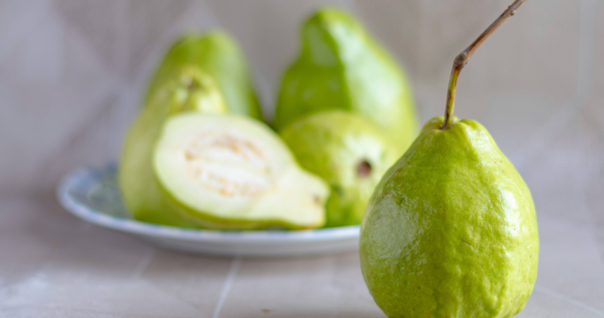 芭樂產量大減!每公斤飆94.9元 農會:12月中旬價格有望回穩