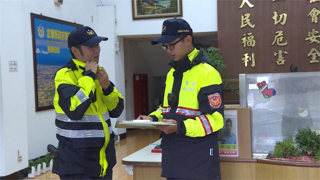 師生均離鄉！宜蘭再重逢成警察同事