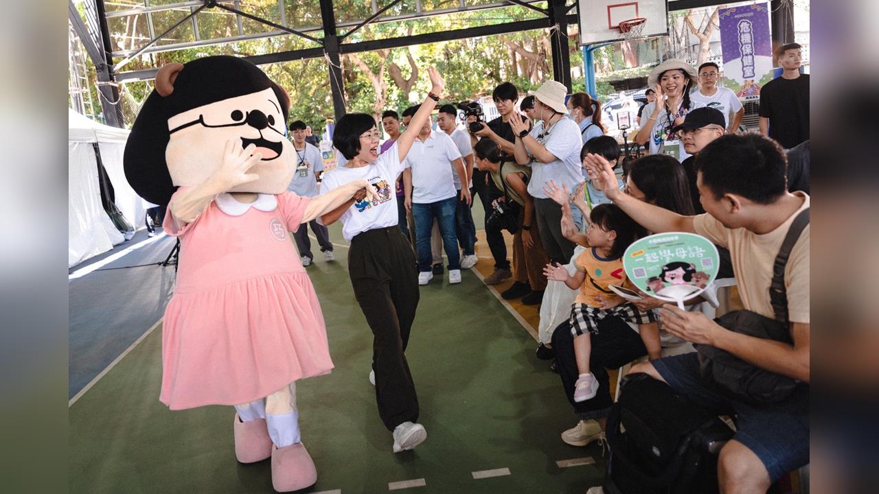 快新聞／蘇巧慧「水獺媽媽樂園」嗨翻新北！知名主持人都說讚　8月還有兩場要把握