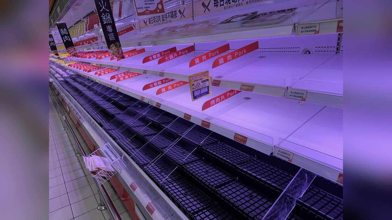 快新聞／中市府人員竟擅闖豬場清消！莊競程曬賣場「空空如也」照　轟市府「又蠢又壞」