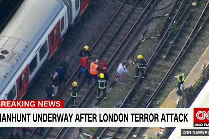 倫敦地鐵爆炸29傷 恐攻警示「危急等級」