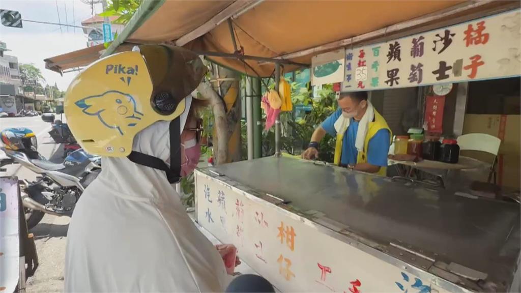 嘉義汽水攤傳承超過一甲子　手工現調顧客慕名而來