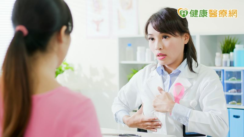 摸不到硬塊也可能是乳癌？醫揭可能警訊　早期發現存活率高達96.3%