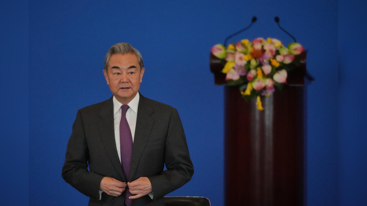 快新聞／王毅別鬧了！稱「台灣回歸祖國80週年」　網吐槽：中共建國才76年