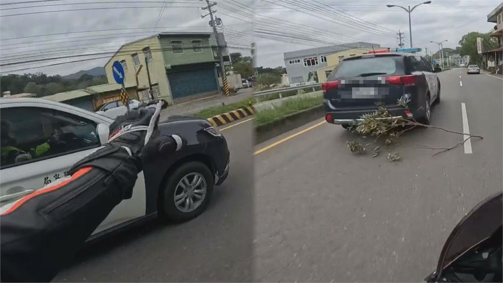 警車卡樹枝險釀禍！重機騎士「急加速攔車」提醒　暖心舉動感動網