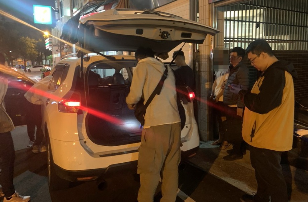 偽裝計程車接送販毒 假冒買家誘捕毒車查獲K他命