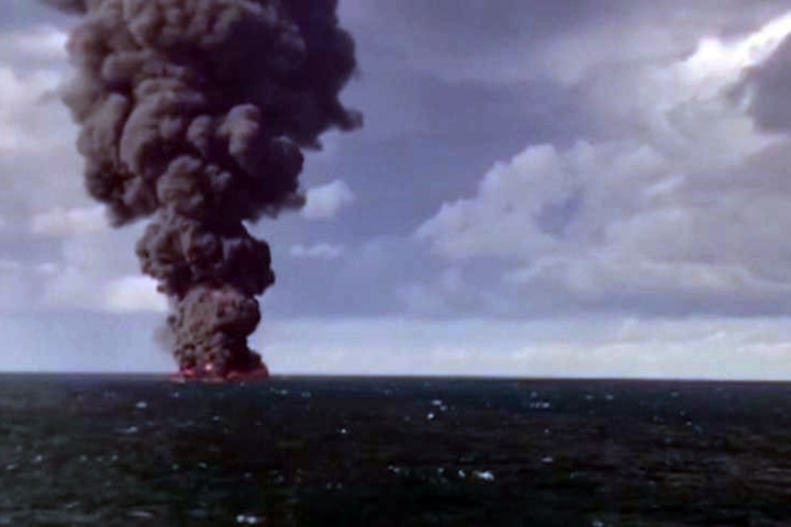 巴拿馬油輪擦撞傳爆燃 32名船員全數罹難