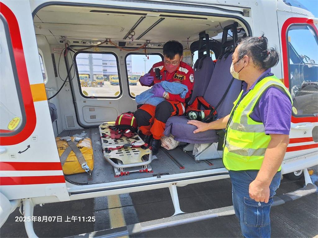 七美男嬰「呼吸暫停」送台灣本島搶救 鳥擊+中機擾台阻擾起降