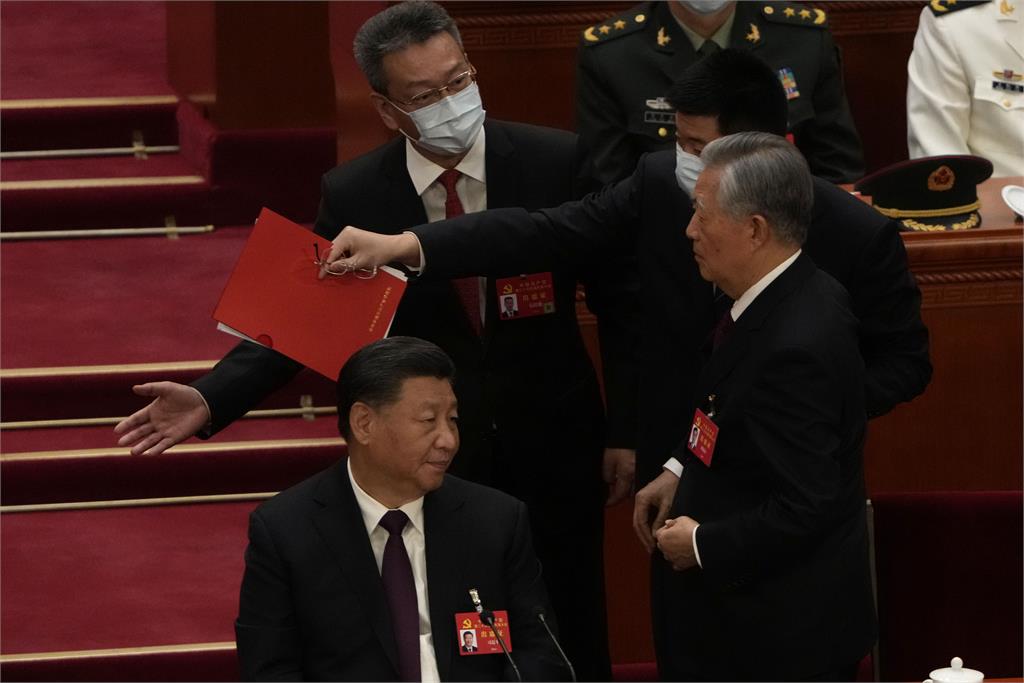 快新聞/胡錦濤「被退場」掀波 矢板明夫:防範他表決時破壞和諧